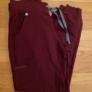 FIGS BURGUNDY JOGGER BOTTOMS NEVER WORN